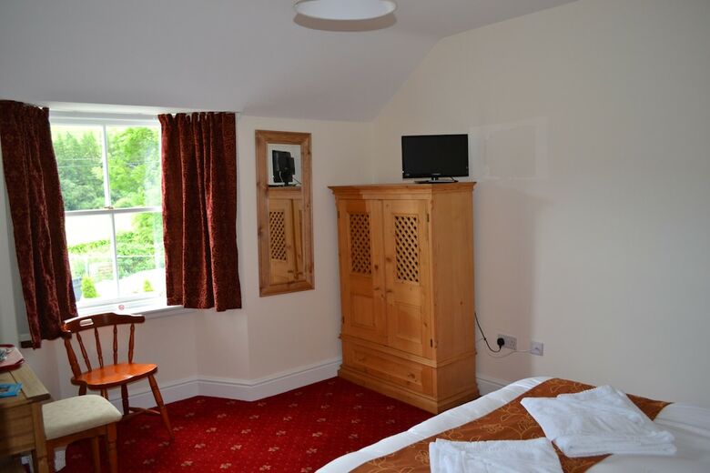 The Gordon Arms Hotel