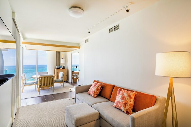 Hotel Eden Roc Renaissance Miami Beach