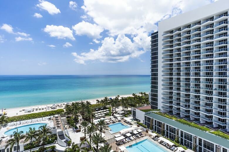 Hotel Eden Roc Renaissance Miami Beach