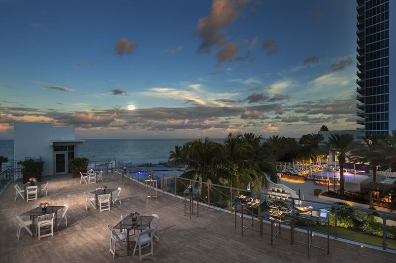 Hotel Eden Roc Renaissance Miami Beach