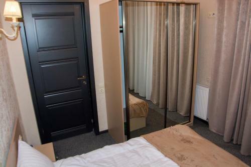 Hotel Winerooms