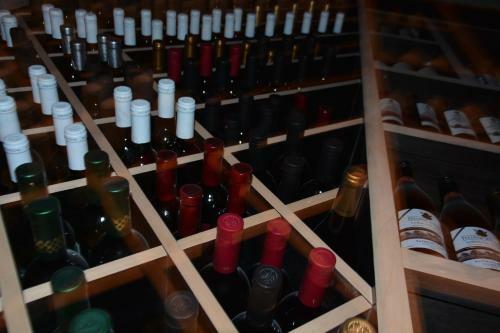 Hotel Winerooms