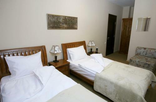 Abu Hotel