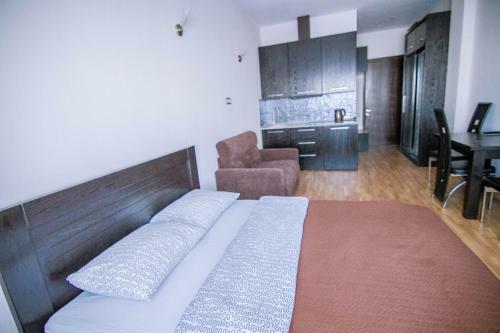 Sweet Home Apartments