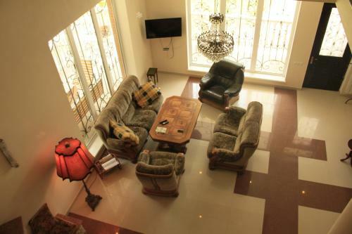 Tsaghveri Lodge