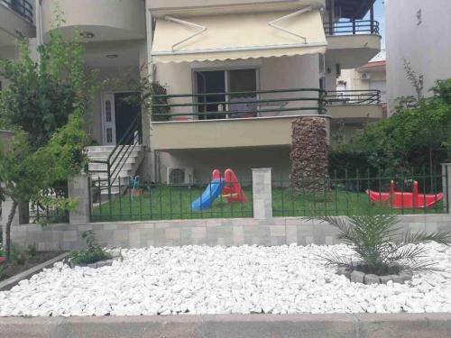 Dimitra Apartments