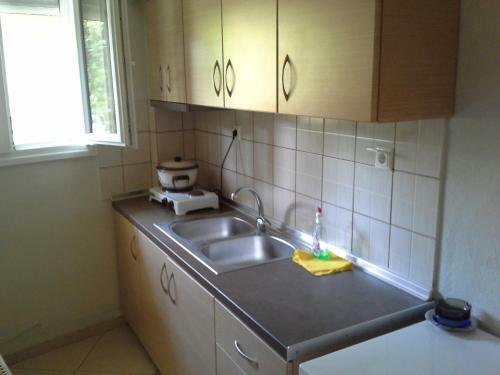 Tzamtzis Apartments