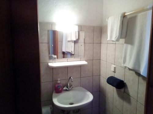 Hostal Nissaki Guesthouse