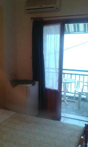 Hostal Nissaki Guesthouse