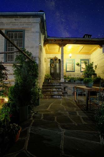 Hostal Thoukididis