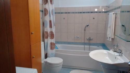 Apartamento Tholos Bay Suites