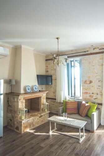 Iliogioma House