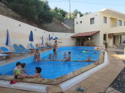 Sfinias Apartments
