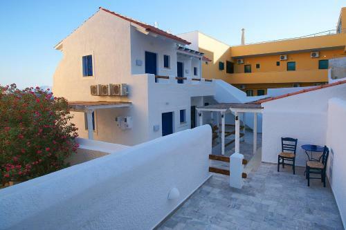 Hostal La Playa Boutique Apartments