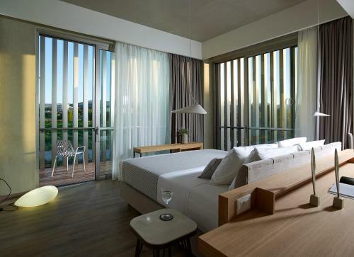 Youphoria Beach Front Villas