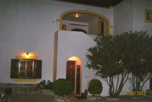 Apartamentos Cerigo House