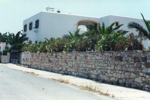 Apartamentos Cerigo House