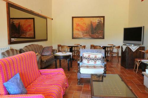Hostal Flygonion Guesthouse