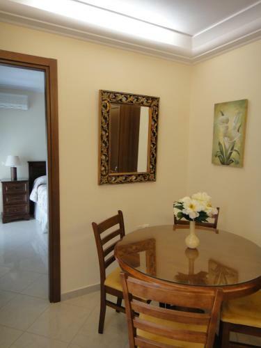 Aparthotel Perdika Suites