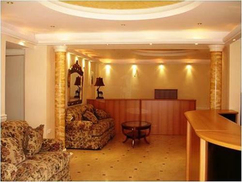 Aparthotel Perdika Suites