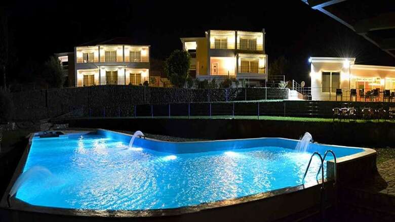 Aparthotel Hotel Theasis