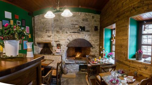 Hostal Pinocchio Mikro Papigo