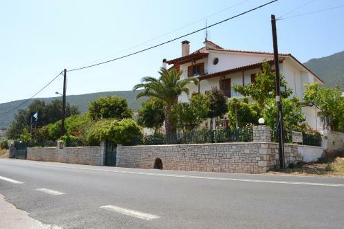 Apartamento Dimitras House