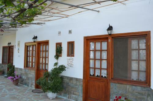 Apartamento Dimitras House
