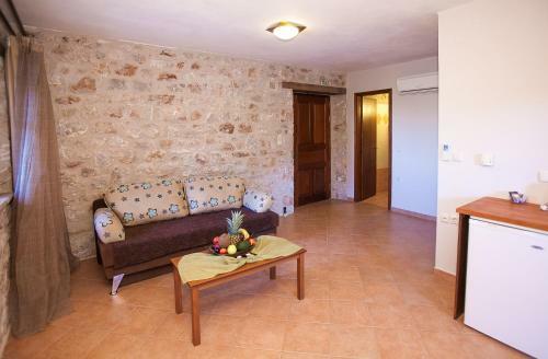 Aparthotel Anigraia