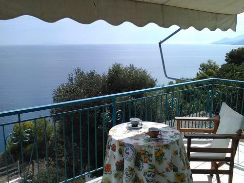 Villa Castle Sea View