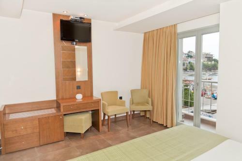 Astros Beach Boutique Hotel