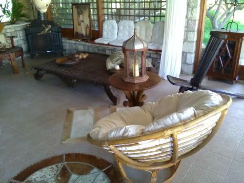 Hostal Nicolas Village Club