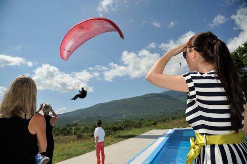 Aitheron Hotel Air Park
