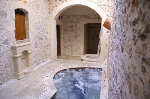 Villa Kamares Boutique Spa Apartments