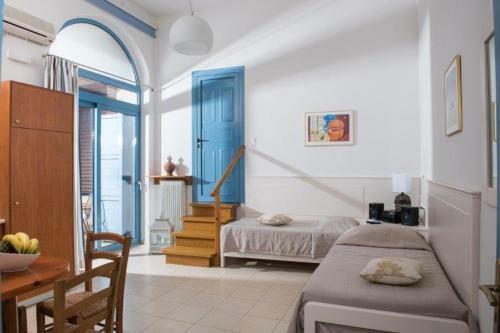 Captain's House Traditional Hotel-apartments & Suites