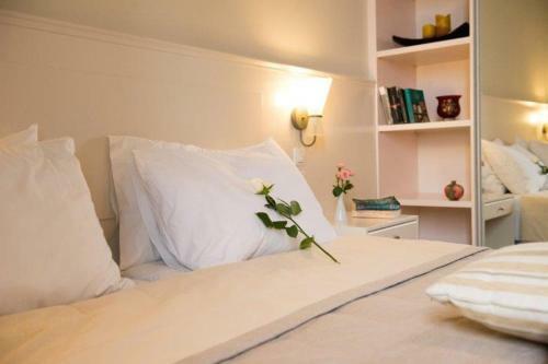 Captain's House Traditional Hotel-apartments & Suites