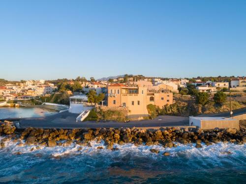 Captain's House Traditional Hotel-apartments & Suites