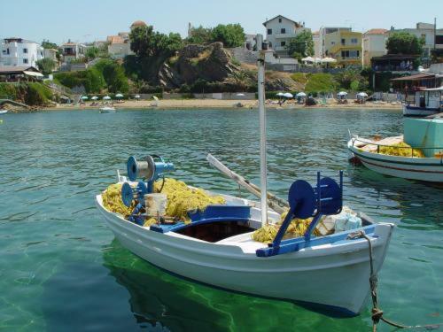 Captain's House Traditional Hotel-apartments & Suites