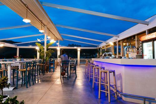 Captain's House Traditional Hotel-apartments & Suites