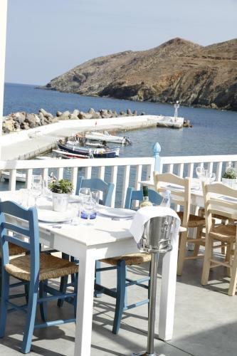 Captain's House Traditional Hotel-apartments & Suites