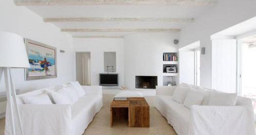 Paros Villa Sleeps 14 Pool T714103