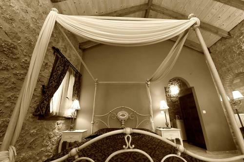 Hostal Trikalon Muses Art Suites