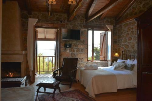 Hostal Nymfes Guesthouse