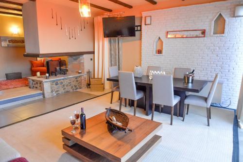 Hostal Vathyskia Guesthouse