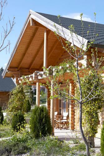 Hyades Mountain Resort
