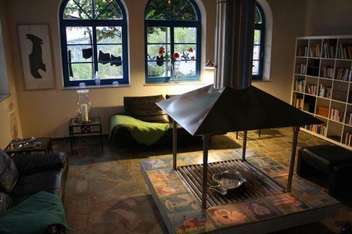 Villa Trizonia House
