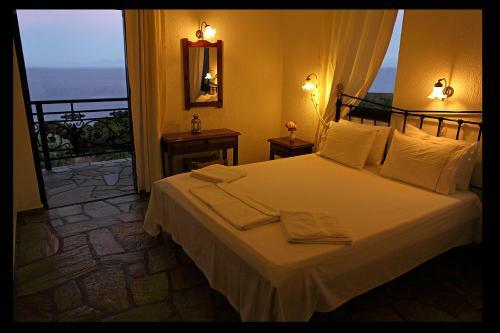 Hostal Mando Beachfront