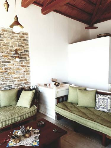 Hostal Mando Beachfront