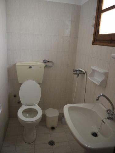Hostal Crystal Apartments
