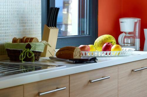 Aeolis Apartments & Studios